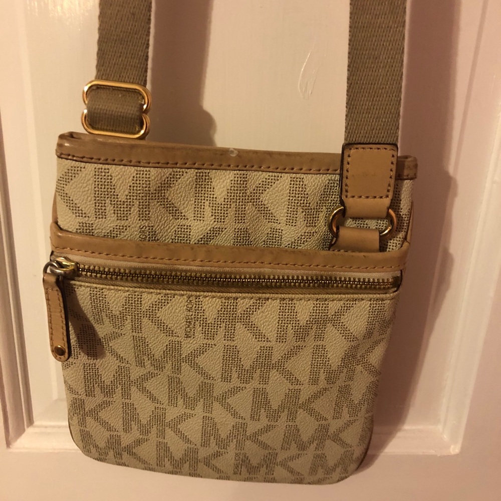 Michael Kors Crossbody
